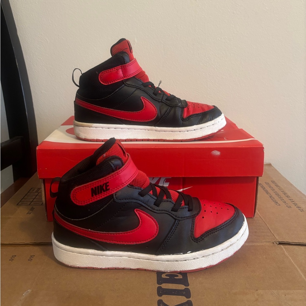 Nike Court Borough Mid 2 Sneakers Kids Size 2y / CD7783-003 Black